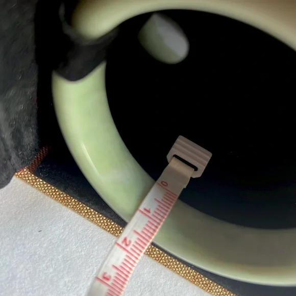 Authentic Jade bracelet - Picture 5 of 8